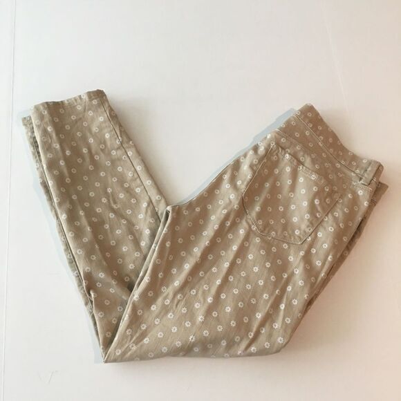 3/$15 - Ann taylor modern Fit Skinny Cropped Ankle Pants Womens Size 8 Tan - Picture 6 of 6